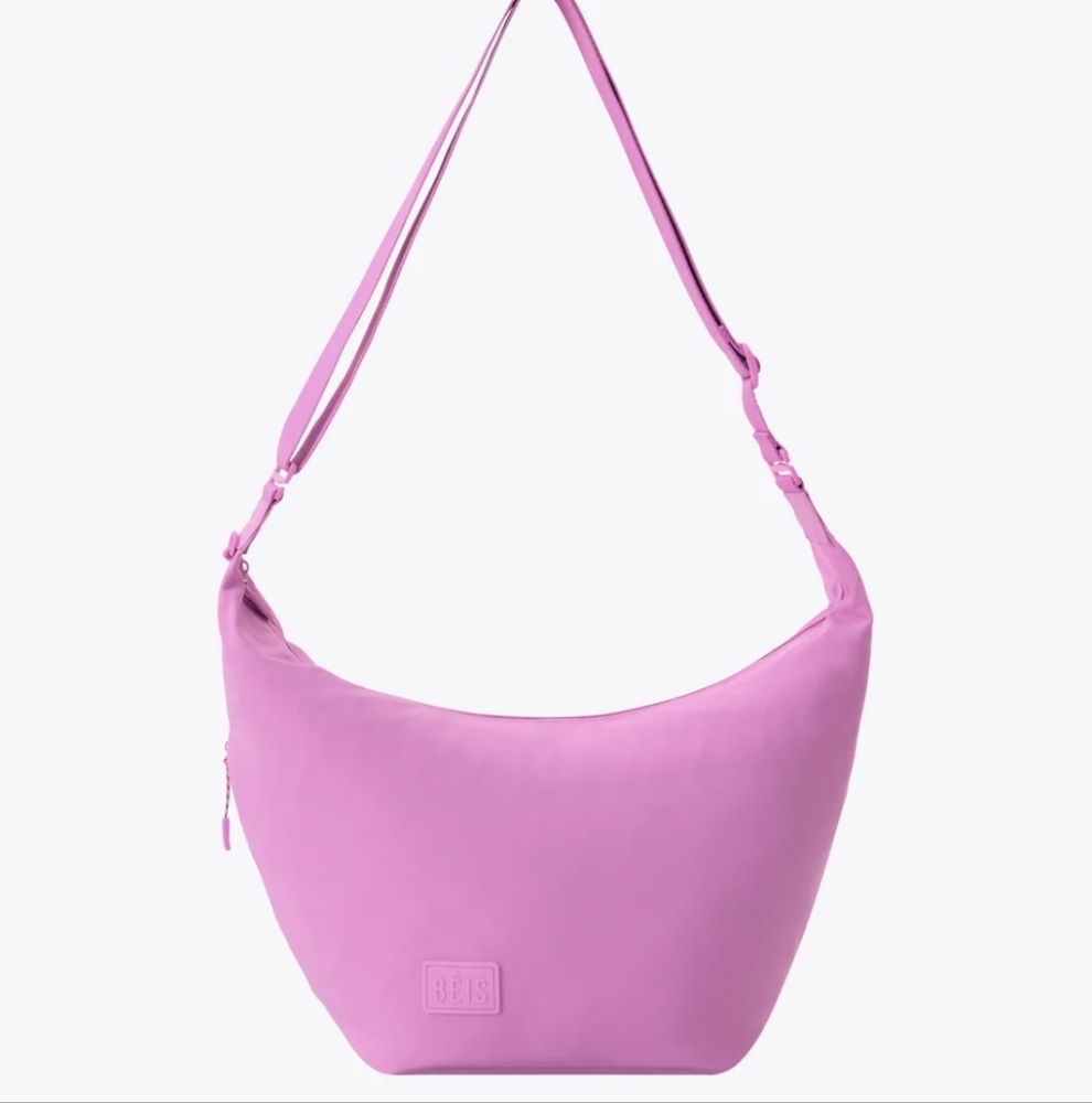 BEIS Crescent Catchall In Berry
